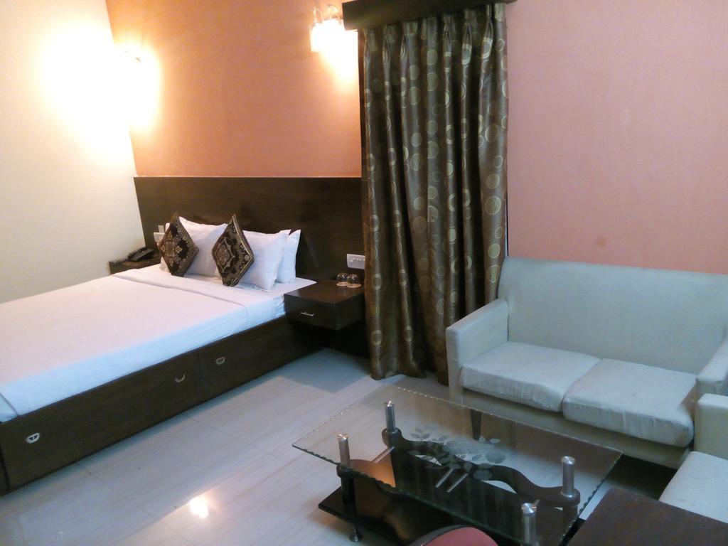 Green Villa Bed & Breakfast Νέο Δελχί Δωμάτιο φωτογραφία